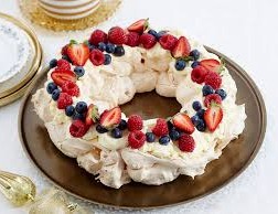 Pavlova Wreath (gluten free and dairy free)