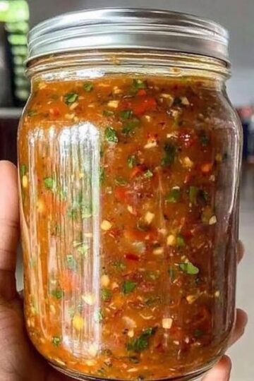 Homemade Salsa Picante (Spicy Mexican-Style Sauce)
