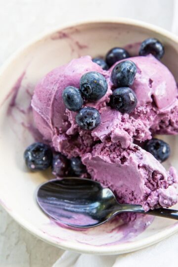 Blueberry Cheesecake Ice Cream